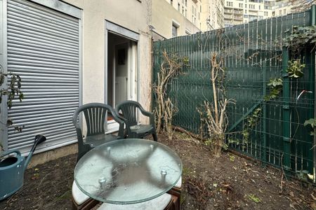 Nanterre Préfecture : Studette de 19,30 m2 meublée et équipé - Photo 3