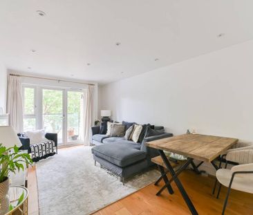 1 bedroom flat to rent - Photo 2