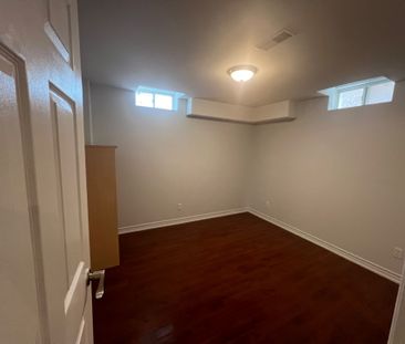 For Lease - 7 Albright Road Unit# Bsmt, Brampton, Ontario - Photo 6