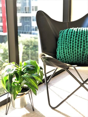 Modern Urban Living in Mirvac's Finery - Sunlit 2-Bedroom Apartment - Photo 2