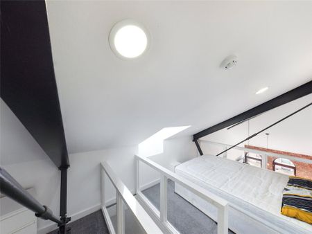 Studio to rent - Photo 3