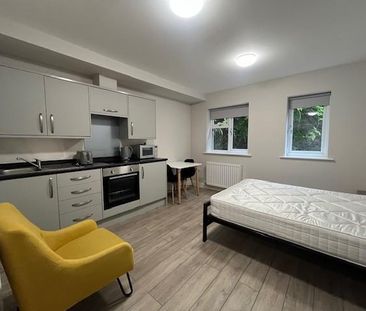 Studio to rent - Photo 4