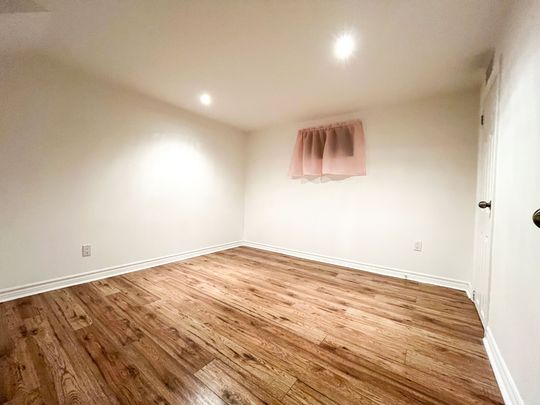 For Lease - 54 Rockport Crescent Unit# bsmt, Richmond Hill, Ontario - Photo 1