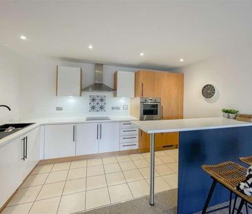 Midway Quay, Eastbourne, BN23 - Photo 3