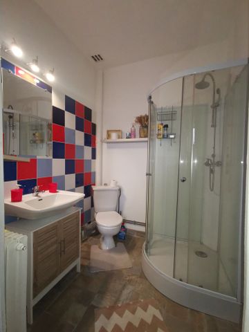 Location Appartement 2 pièces 52m² LIGNY EN BARROIS 55500 - Photo 2