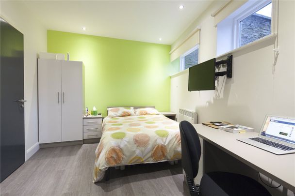 Luxus Studios, Huddersfield, HD1 - Photo 1