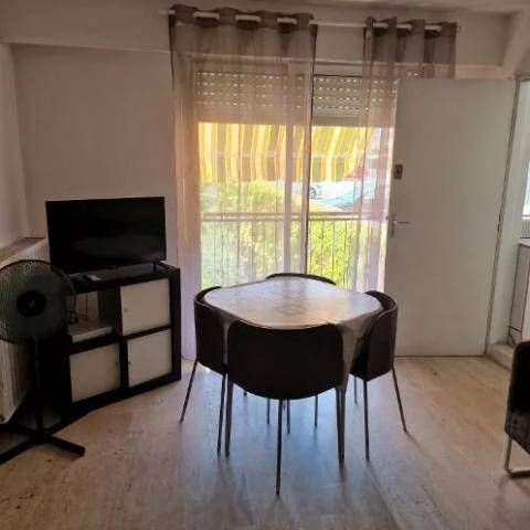 Location Appartement - Photo 1