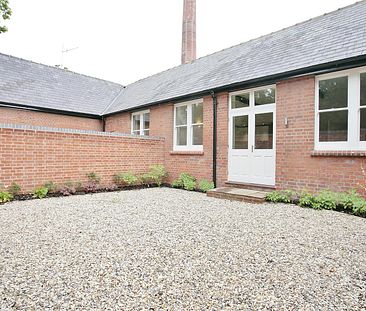 Howell Court, Cholsey - Photo 1