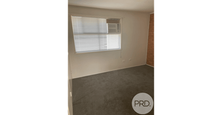 Second Floor two bed Unit in Northgate - Photo 5