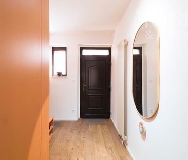 Kompletne zrekonštruovaný 3-izbový rodinný dom so záhradou a garážou - Photo 2