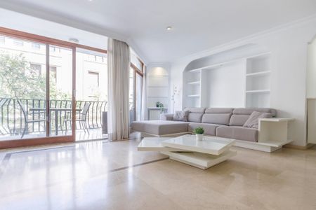 Passeig de lAlbereda, Valencia, Valencian Community 46010 - Photo 4