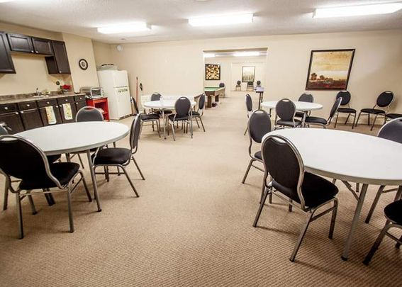 Park Royal Estates - Photo 1