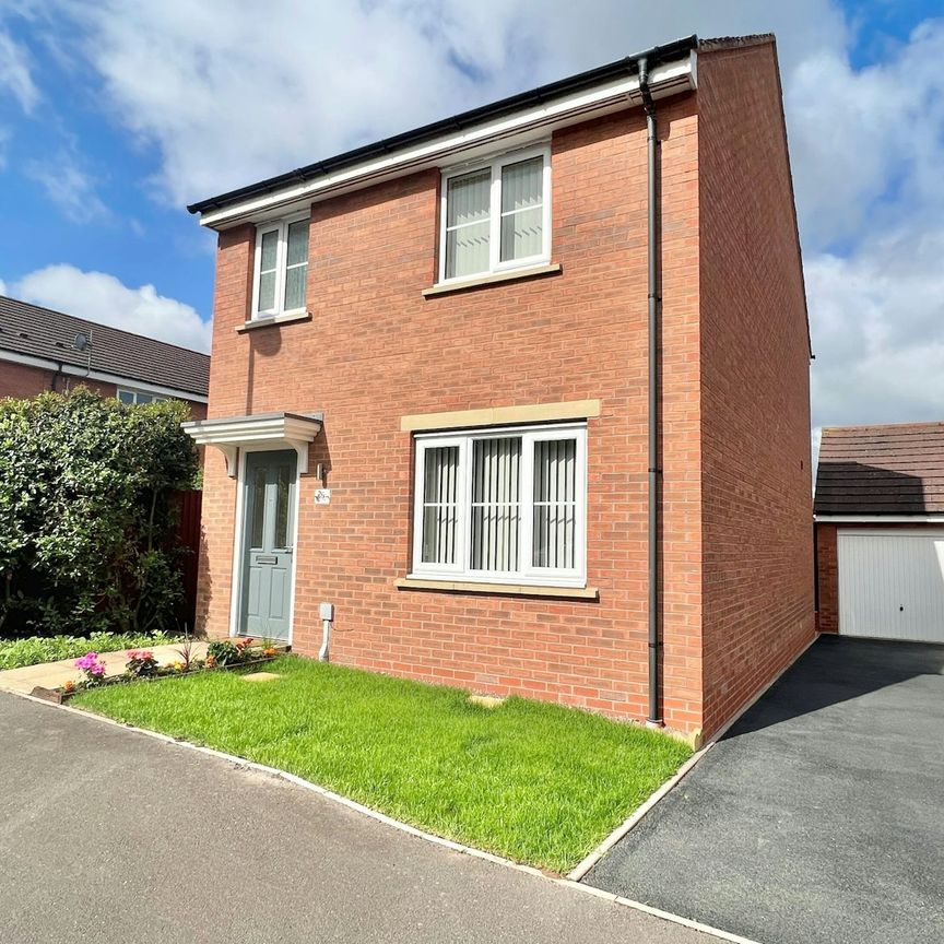 St. Georges Avenue, St Georges, Telford, TF2 - Photo 1