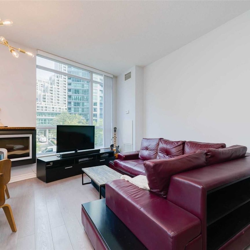 For Lease - 219 Fort York Boulevard Unit# 203, Toronto, Ontario - Photo 1