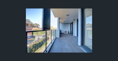 Spacious two bedroom apartment with open plan living - Photo 5