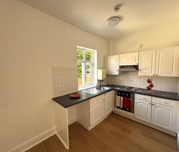 1 bedroom bedsit to rent - Photo 1
