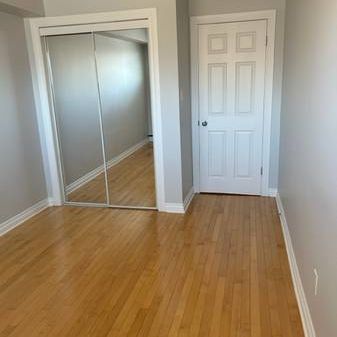 Condo for rent - Photo 1