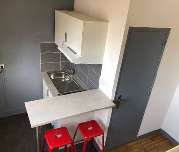 Appartement Poitiers 1 pièce(s) 13.70 m2 - Photo 4