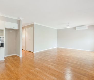 TIDY VILLA IN POPLUAR KIRRA SHORES - Photo 4