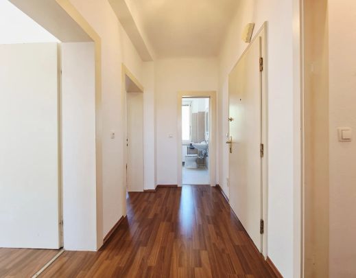 Sonnige 2-Zimmer Wohnung! Und angenehm ruhig ist es hier - Foto 1