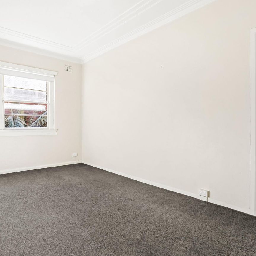 11/48 Sir Thomas Mitchell Road, Bondi Beach NSW 2026 - Apartment For Rent | Domain - Photo 1