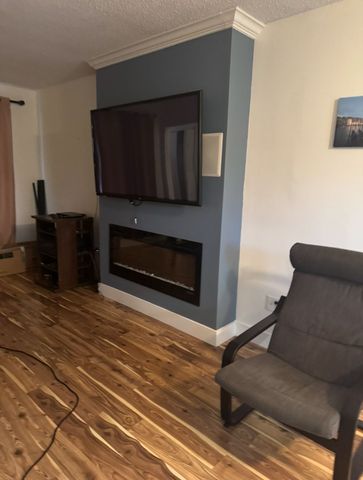 For Lease - 558 Lancelot Crescent, Oshawa, Ontario - Photo 3