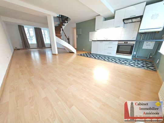 Doullens - Hyper Centre Ville : Appartement Triplex 80m² - Photo 1