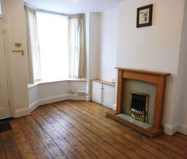 West Parade - Photo 4