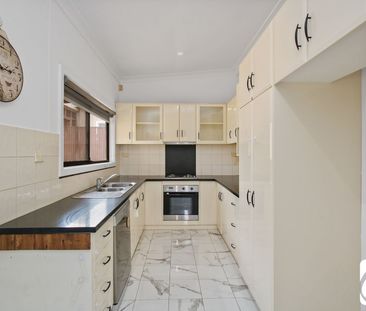 165 Gaffney Street - Photo 5