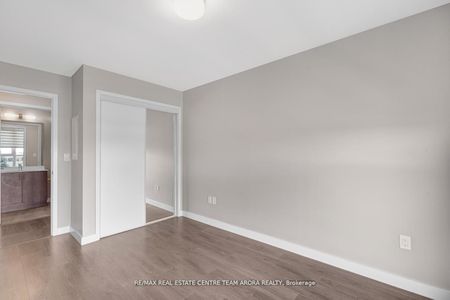 For Lease - 168 Sabina Drive Unit# 302, Oakville, Ontario - Photo 3