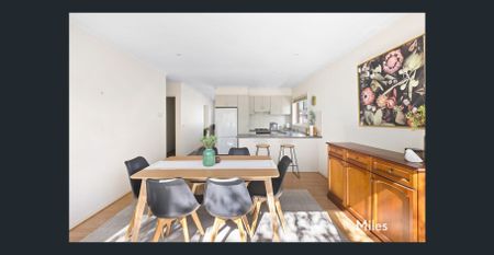 LOCAL CHARM - Photo 2