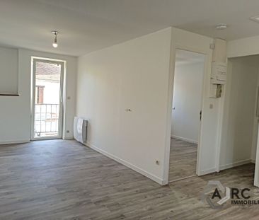 Location Appartement 2 pièces 36m² ST DENIS DE L HOTEL 45550 - Photo 4