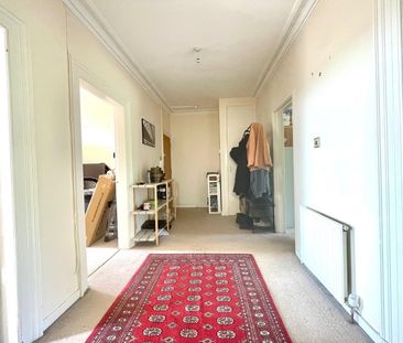 2 Bed Flat, Hambeldon House, BS6 - Photo 3
