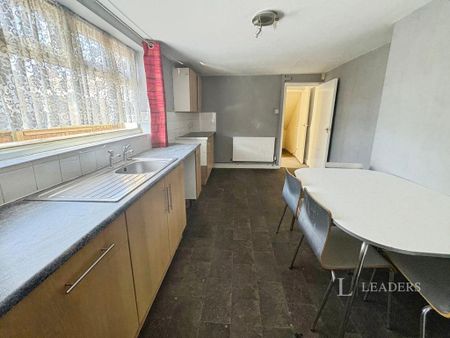 1 bedroom flat to rent - Photo 3