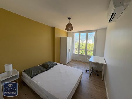 Location Appartement 4 pièces 58m² GRENOBLE 38000 - Photo 4