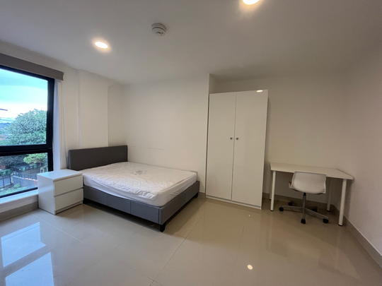 Flat 12, Westmount, LS2 9NZ, Leeds - Photo 1