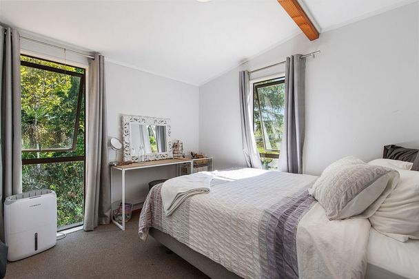 Location meets lifestyle - Uni & expressway nearby - Photo 1