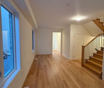 For Lease - 16 Bushwood Trail, Brampton, Ontario - Photo 4