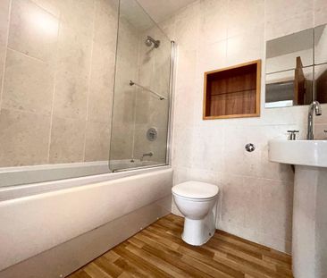 Cameronian Square, Worsdell Drive, Ochre Yards, Gateshead, Tyne and... - Photo 5