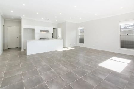 “‘GRANTHAM ESTATE’” - Photo 3