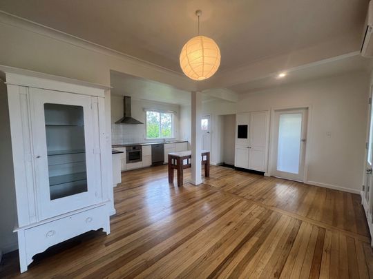 Serene Country Lifestyle – 3-BED 1.5-BATH & 3+ CARS! - Photo 1