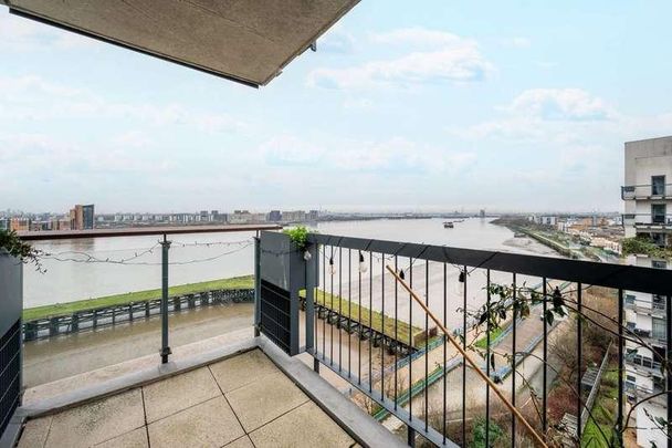 Erebus Drive, Thamesmead, SE28 - Photo 1