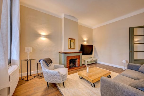 Location Appartement Aix-en-Provence 3 Pièces 110 m² - Photo 1