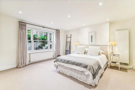 3 bedroom flat to rent - Photo 4