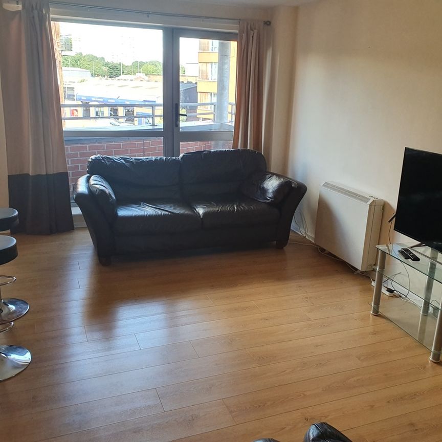 2 Bed Flat, Millwright Street, LS2 - Photo 1