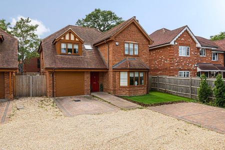 Mayfields, Sindlesham, Wokingham, RG41 - Photo 5