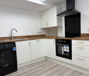 2 bedroom apartment to rent - Photo 5