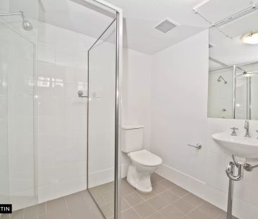 MGM MARTIN - TWO BEDROOM APARTMENT - Photo 1