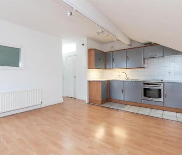 29 Glandore Avenue, Belfast, BT15 3FB - Photo 2