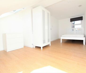 House share to rent - Photo 3
